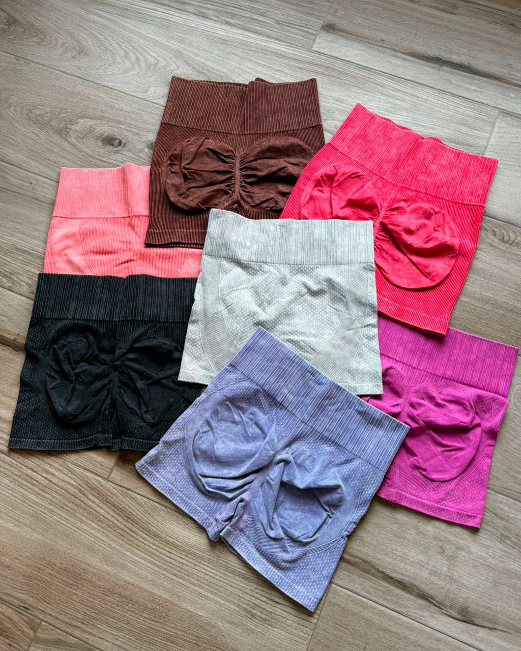 SHORT LEVANTA COLA X3 UNIDADES